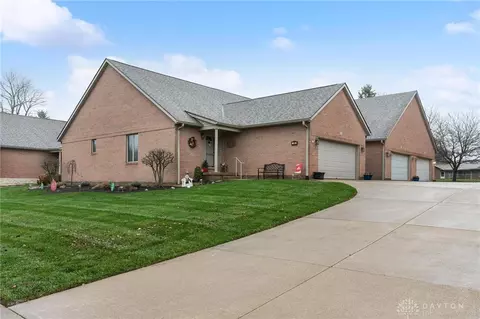 332 Leyland Park Dr, Wilmington, OH 45177