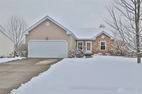 3749 Wilson Farms Blvd, Franklin, OH 45005