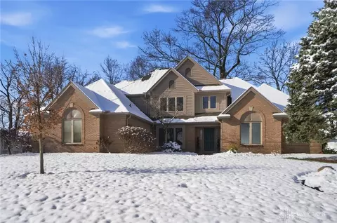 7195 Mohawk Trail Rd, Dayton, OH 45459