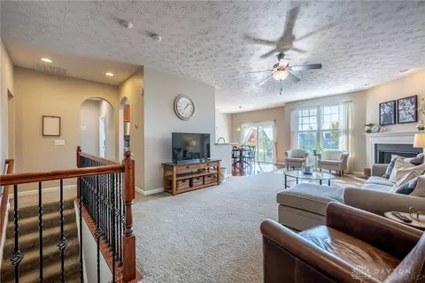Entry Way - 9363 Oak Brook Dr, Centerville, OH 45458 photo 2 of 2