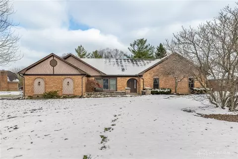 3985 Shagbark Ln, Dayton, OH 45440