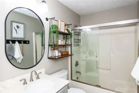 Bath - 2753 Deer Run Rd, Springfield, OH 45504 photo 1 of 2