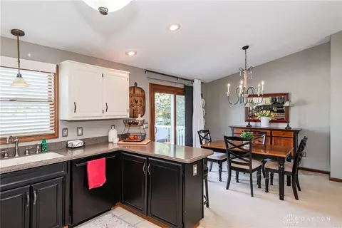 Kitchen - 2753 Deer Run Rd, Springfield, OH 45504 photo 2 of 3