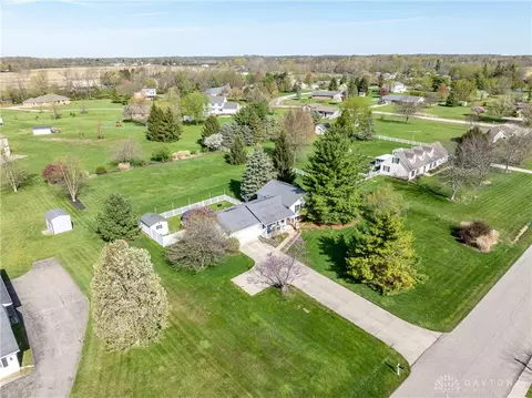 View/Area - 2753 Deer Run Rd, Springfield, OH 45504 photo 2 of 3