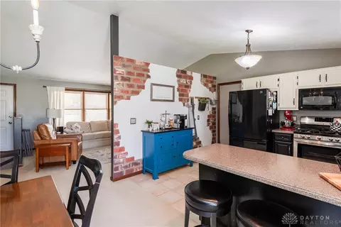 Kitchen - 2753 Deer Run Rd, Springfield, OH 45504 photo 3 of 3