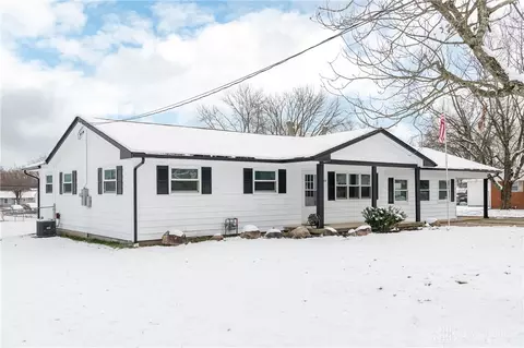 3644 Connie Dr, Franklin, OH 45005