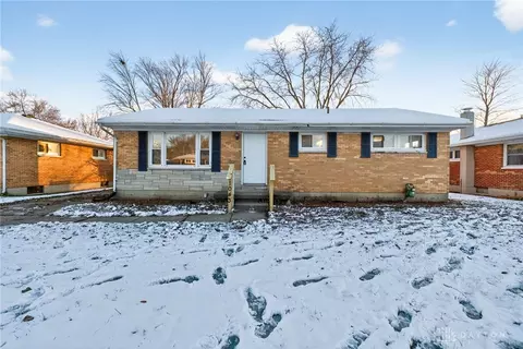 1043 Westmont Dr, Springfield, OH 45503