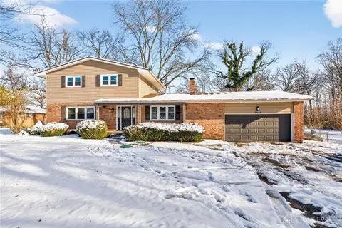 Exterior - 2440 E Possum Rd, Springfield, OH 45502 photo 7 of 7