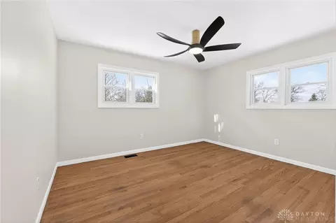 Bedroom - 2440 E Possum Rd, Springfield, OH 45502 photo 8 of 10