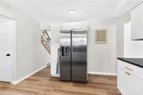 Kitchen - 2440 E Possum Rd, Springfield, OH 45502 photo 6 of 7