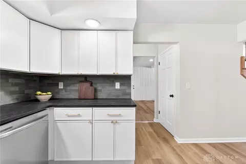 Kitchen - 2440 E Possum Rd, Springfield, OH 45502 photo 5 of 7