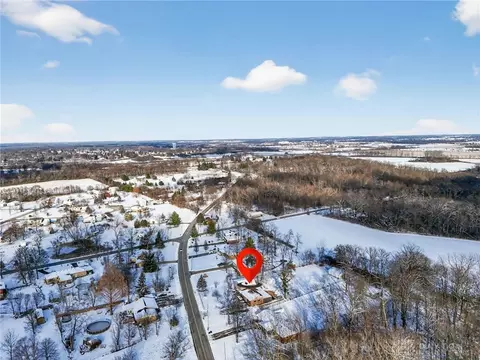 View/Area - 2440 E Possum Rd, Springfield, OH 45502 photo 1 of 3