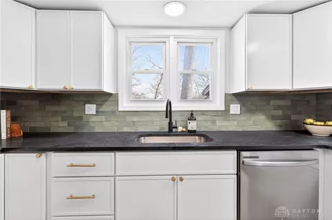 Kitchen - 2440 E Possum Rd, Springfield, OH 45502 photo 3 of 7