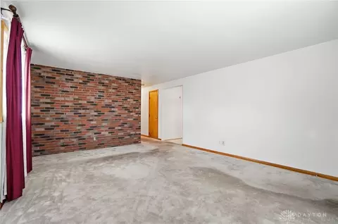 4135 Anoka St, Springfield, OH 45503 photo 7