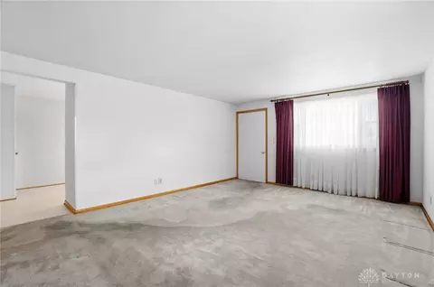 4135 Anoka St, Springfield, OH 45503 photo 6