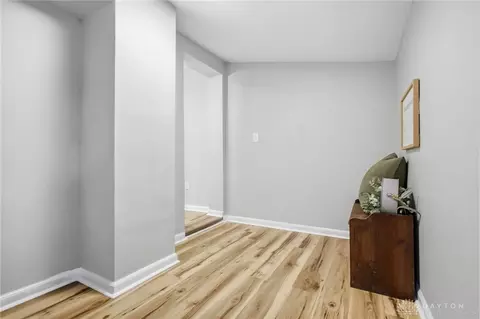 Entry Way - 1606 Karr, Springfield, OH 45503 photo 4 of 4