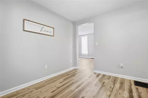 Entry Way - 1606 Karr, Springfield, OH 45503 photo 3 of 4