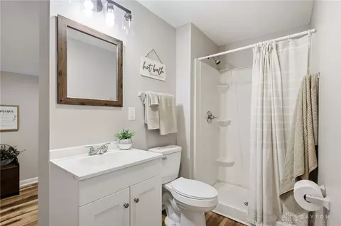 Bath - 1606 Karr, Springfield, OH 45503 photo 2 of 2