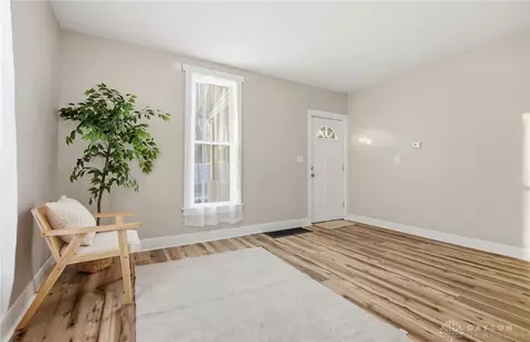 Living - 1606 Karr, Springfield, OH 45503 photo 2 of 2