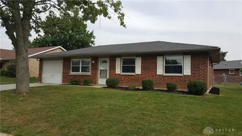 2513 Glenmore Ct, Troy, OH 45373