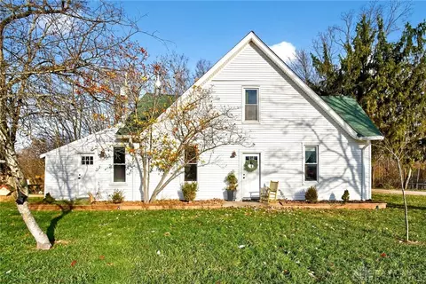 2792 Shakertown Rd, Dayton, OH 45434