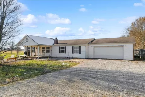 10858 Horseshoe Rd, Lynchburg, OH 45142