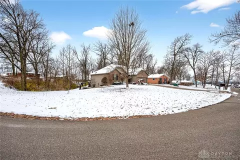Exterior - 2575 Martha Ln, Hamilton, OH 45013 photo 4 of 16