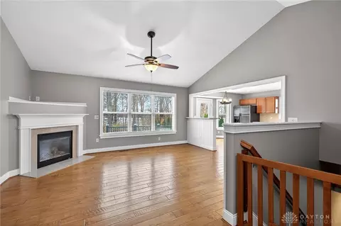 Living - 2575 Martha Ln, Hamilton, OH 45013 photo 1 of 7