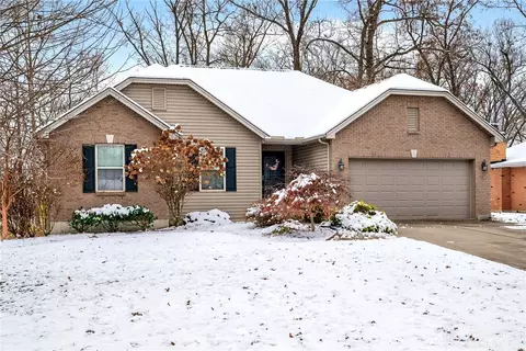 Exterior - 2575 Martha Ln, Hamilton, OH 45013 photo 5 of 16