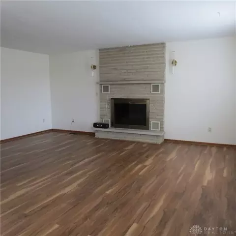 Living - 1100 Stephens Rd, Sidney, OH 45365 photo 1 of 2