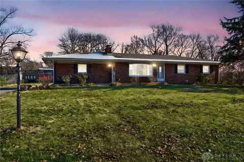3388 Moyer Dr, Franklin, OH 45005