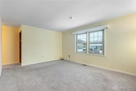 4441 Wehner Rd, Dayton, OH 45429 photo 4