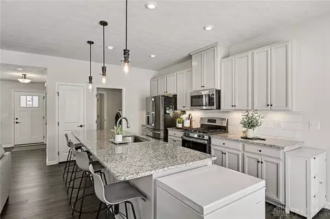 Kitchen - 7286 Timber Wolf Dr, Franklin, OH 45005 photo 1 of 4
