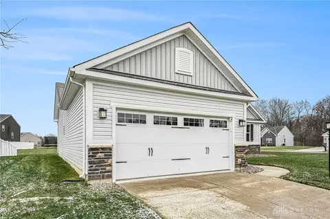 Exterior - 7286 Timber Wolf Dr, Franklin, OH 45005 photo 2 of 6