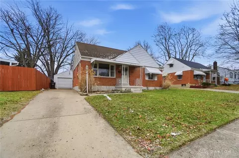 1512 Amherst Rd, Springfield, OH 45504 photo 2