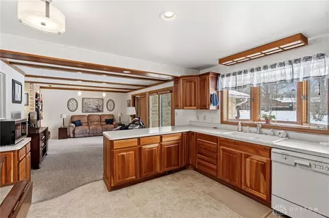 Kitchen - 2409 E Rahn Rd, Dayton, OH 45440 photo 2 of 4