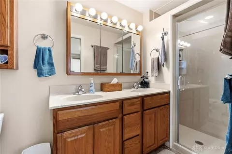Bath - 2409 E Rahn Rd, Dayton, OH 45440 photo 2 of 2