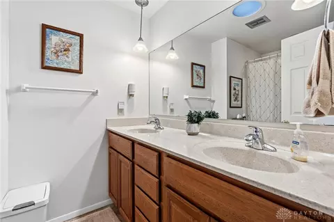 Bath - 2409 E Rahn Rd, Dayton, OH 45440 photo 1 of 2