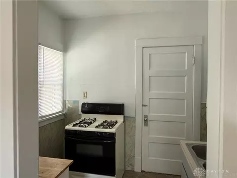 Kitchen - 1515 Patterson Rd, Dayton, OH 45420 photo 2 of 2