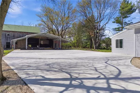 Exterior - 3190 Rebert Pike, Springfield, OH 45502 photo 3 of 5