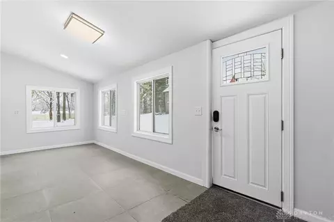 Entry Way - 3190 Rebert Pike, Springfield, OH 45502 photo 3 of 6