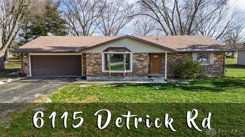 6115 Detrick Rd, Tipp City, OH 45371