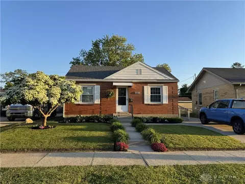 4240 Fulton Ave, Moraine, OH 45439