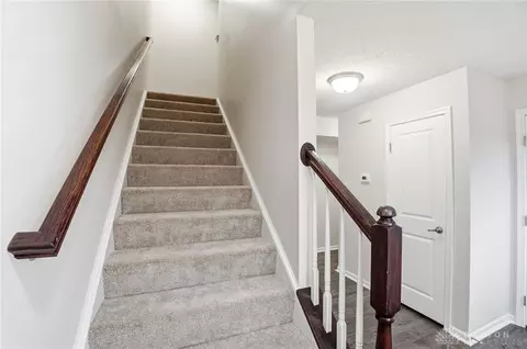Entry Way - 106 Koehler Dr, Monroe, OH 45050 photo 4 of 5