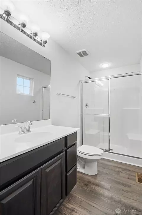 Bath - 106 Koehler Dr, Monroe, OH 45050 photo 2 of 6