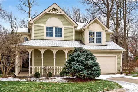 686 Doe Xing, Centerville, OH 45459