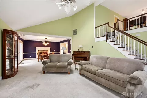686 Doe Xing, Centerville, OH 45459 photo 10