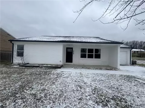 6750 Shadowbrook Dr, Dayton, OH 45426