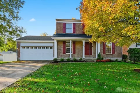 405 Lawndale Ct, Lebanon, OH 45036