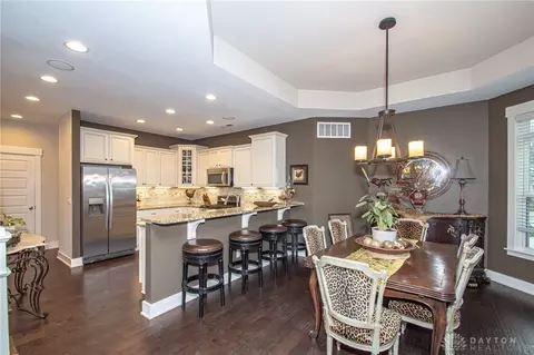 Dining - 475 Legendary Way, Dayton, OH 45458 photo 2 of 3